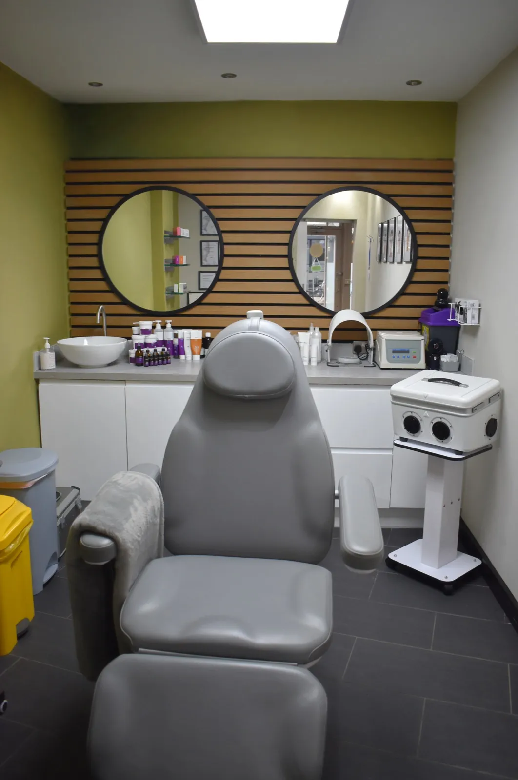 Bespoke Facials treatment at HADA Aesthetics, Leigh-on-Sea & Essex (2)